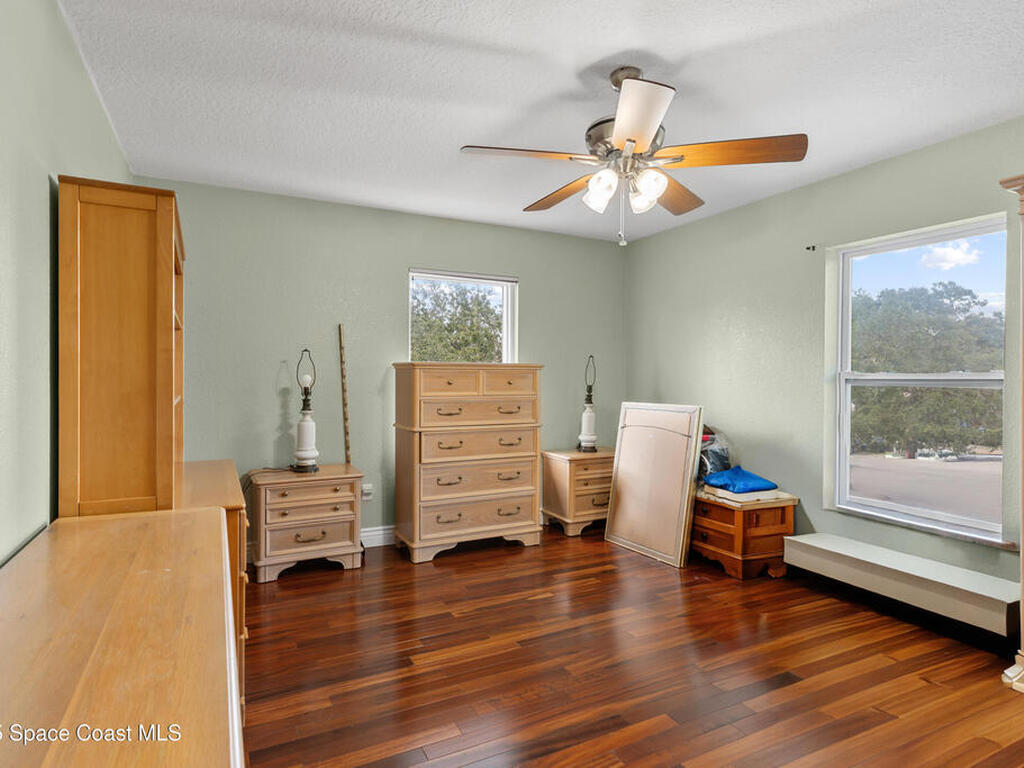 2012 Vernon Place, Melbourne, FL 32901