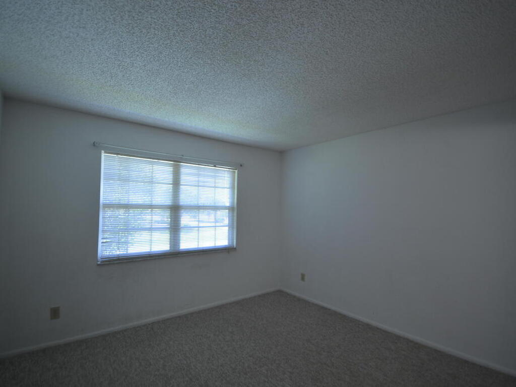 915 Sonesta Avenue, Palm Bay, FL 32905