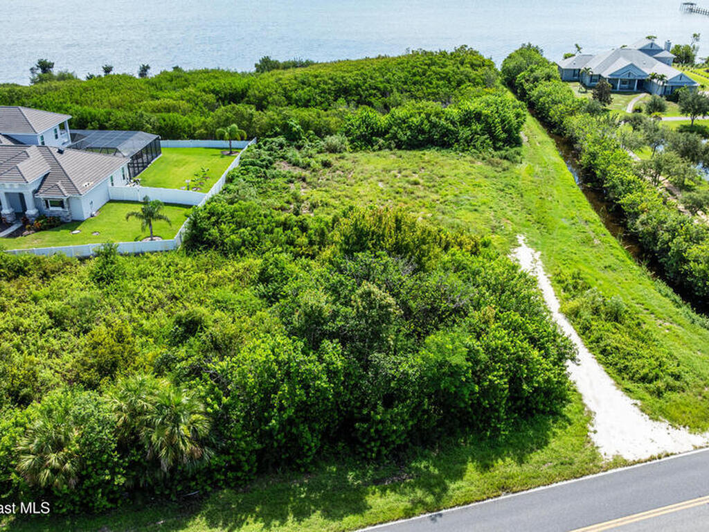 3700 S Courtenay Parkway, Merritt Island, FL 32952