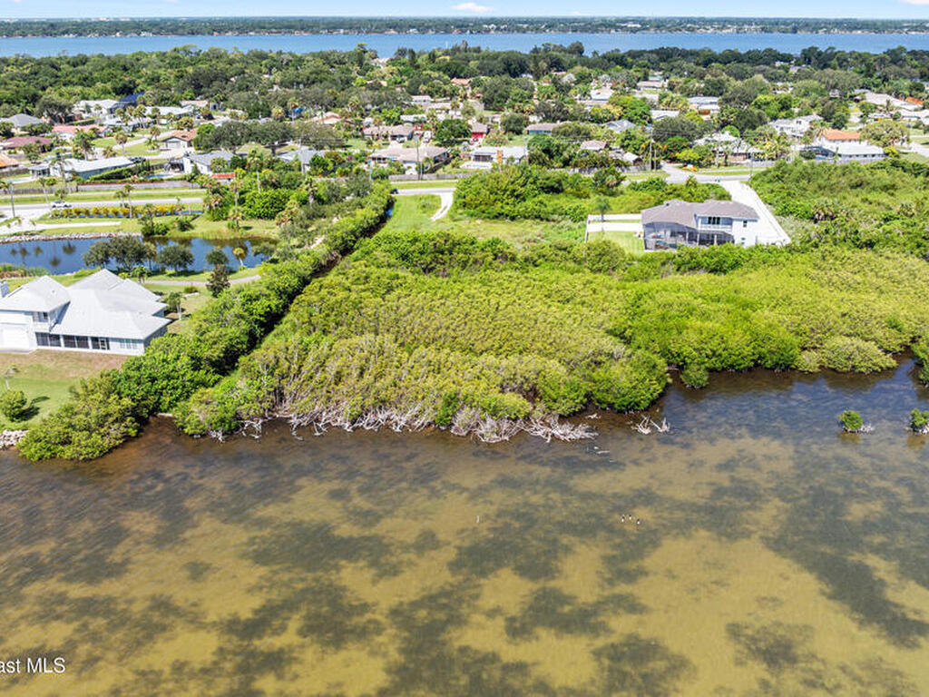 3700 S Courtenay Parkway, Merritt Island, FL 32952