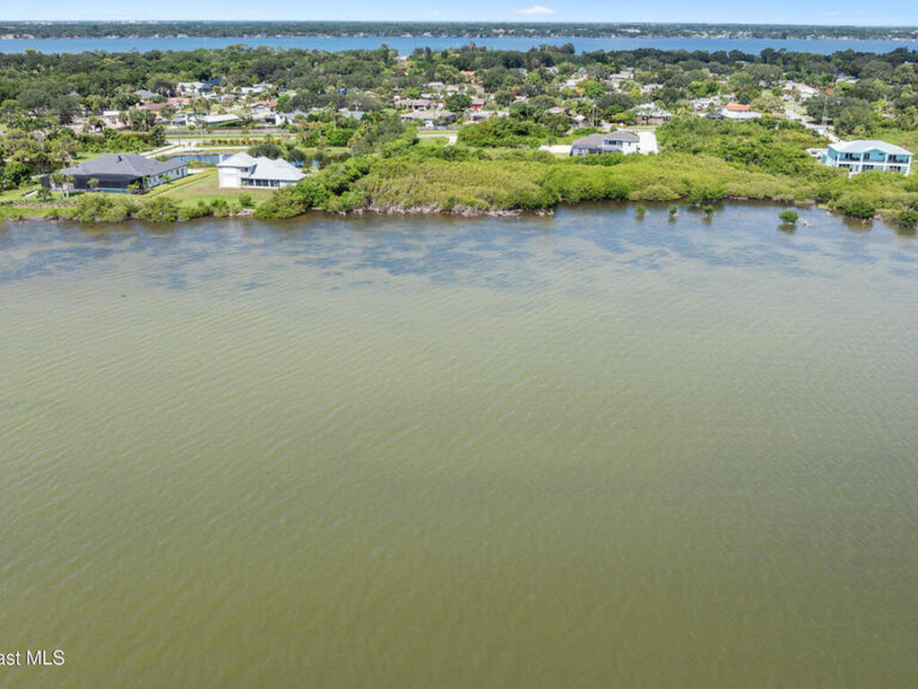 3700 S Courtenay Parkway, Merritt Island, FL 32952