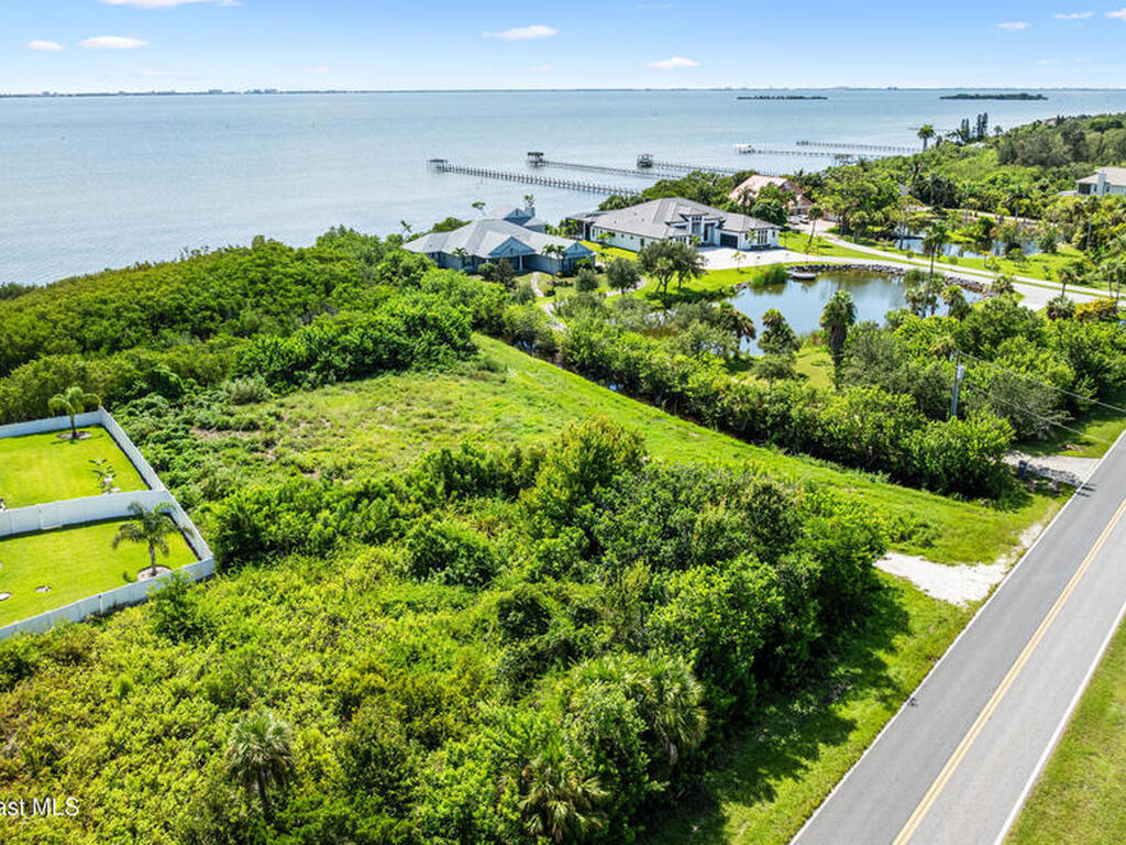 3700 S Courtenay Parkway, Merritt Island, FL 32952