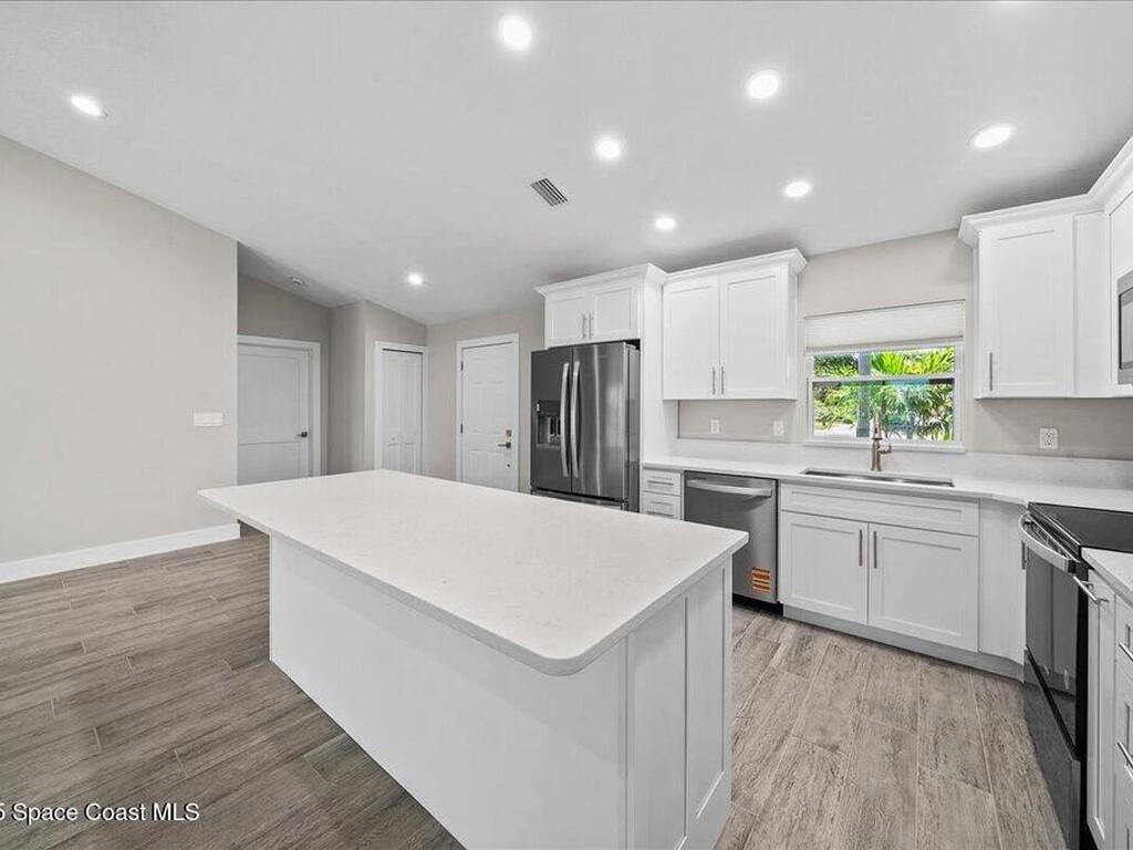 2060 Newfound Harbor Drive, Merritt Island, FL 32952