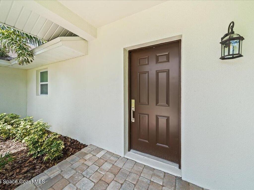 2060 Newfound Harbor Drive, Merritt Island, FL 32952