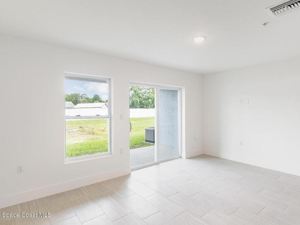 1605 Par Street, Palm Bay, FL 32905