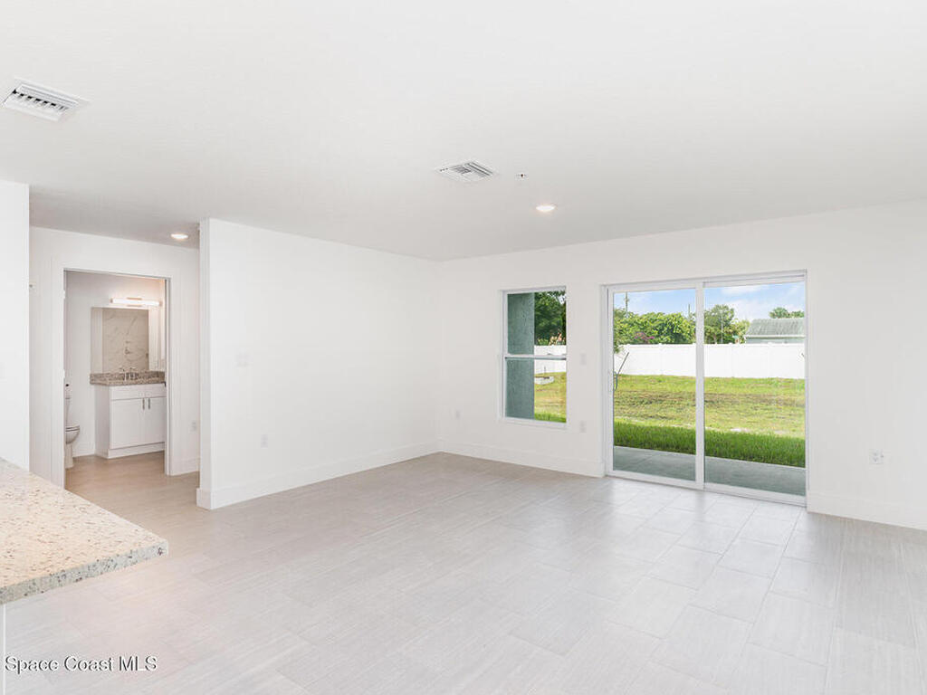 1605 Par Street, Palm Bay, FL 32905