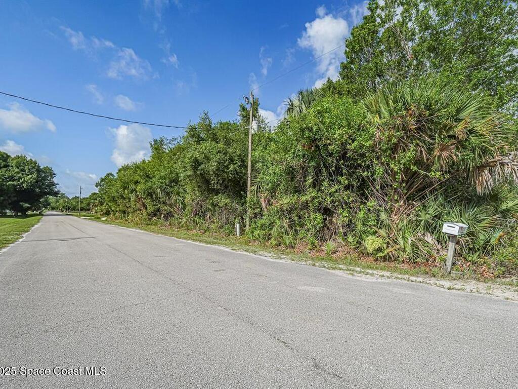 30651 NE 23rd Way, Okeechobee, FL 34972