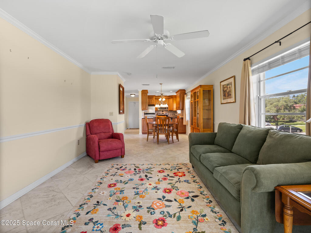 107 Springlake Court, Vero Beach, FL 32962