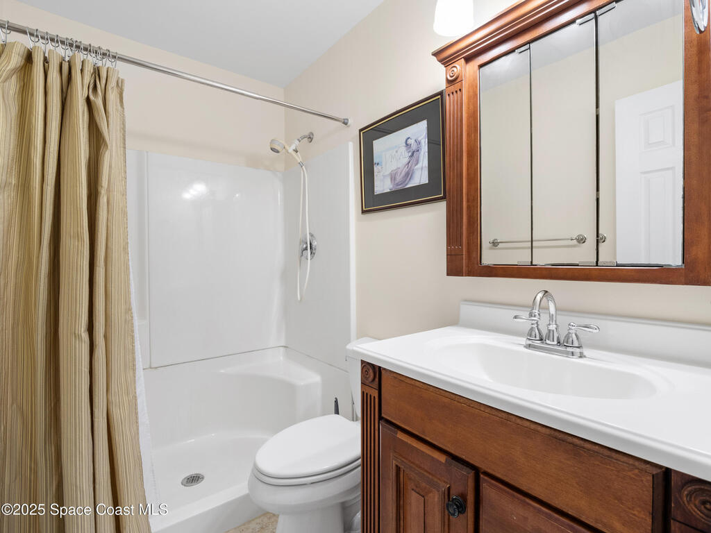 107 Springlake Court, Vero Beach, FL 32962