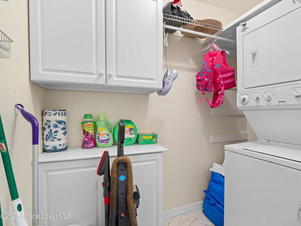 107 Springlake Court, Vero Beach, FL 32962