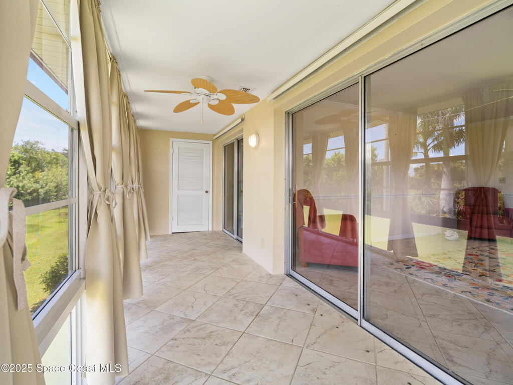 107 Springlake Court, Vero Beach, FL 32962