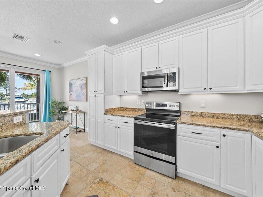 2730 Cutlass Point Lane, Merritt Island, FL 32953