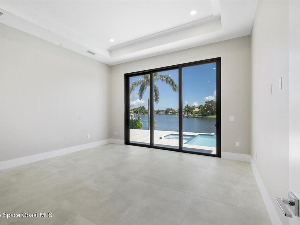 1806 Mooringline Drive, Vero Beach, FL 32963