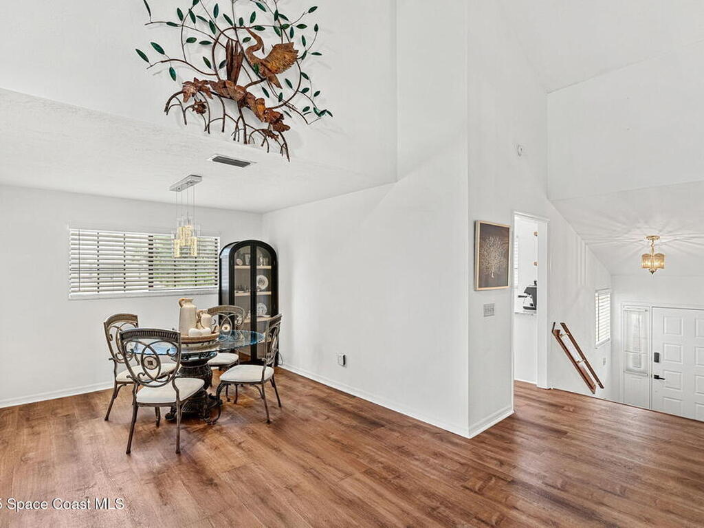 604 Greenwood Manor Circle, West Melbourne, FL 32904