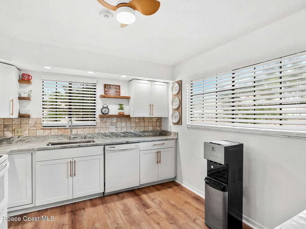 604 Greenwood Manor Circle, West Melbourne, FL 32904