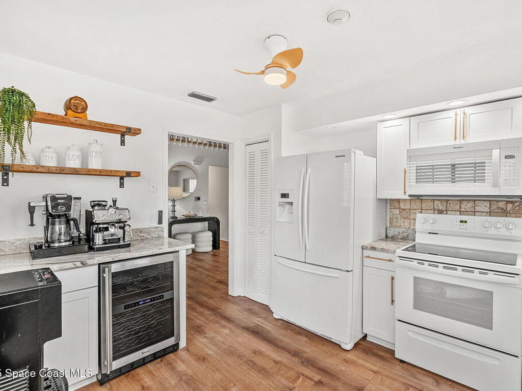 604 Greenwood Manor Circle, West Melbourne, FL 32904