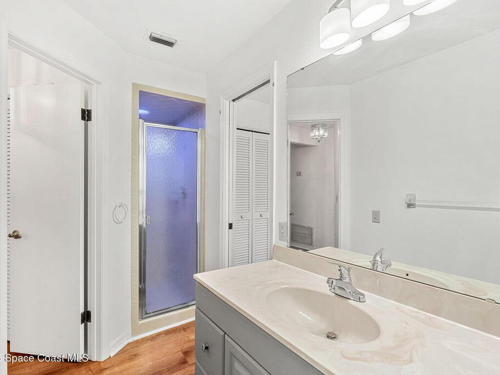 604 Greenwood Manor Circle, West Melbourne, FL 32904