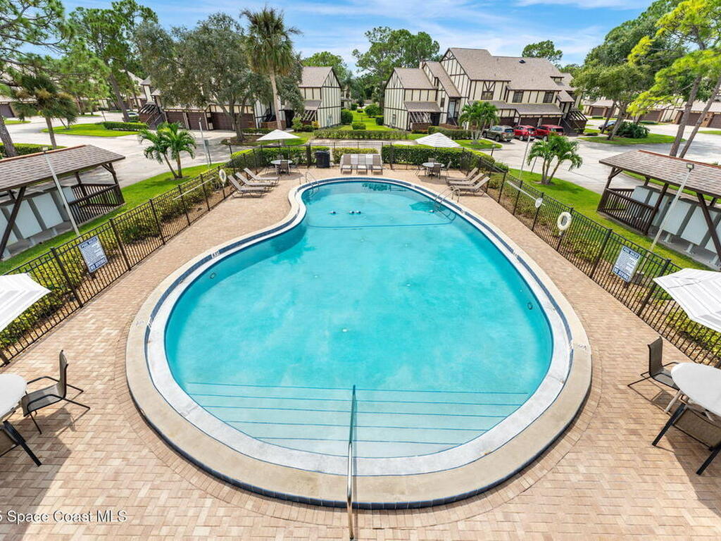 604 Greenwood Manor Circle, West Melbourne, FL 32904