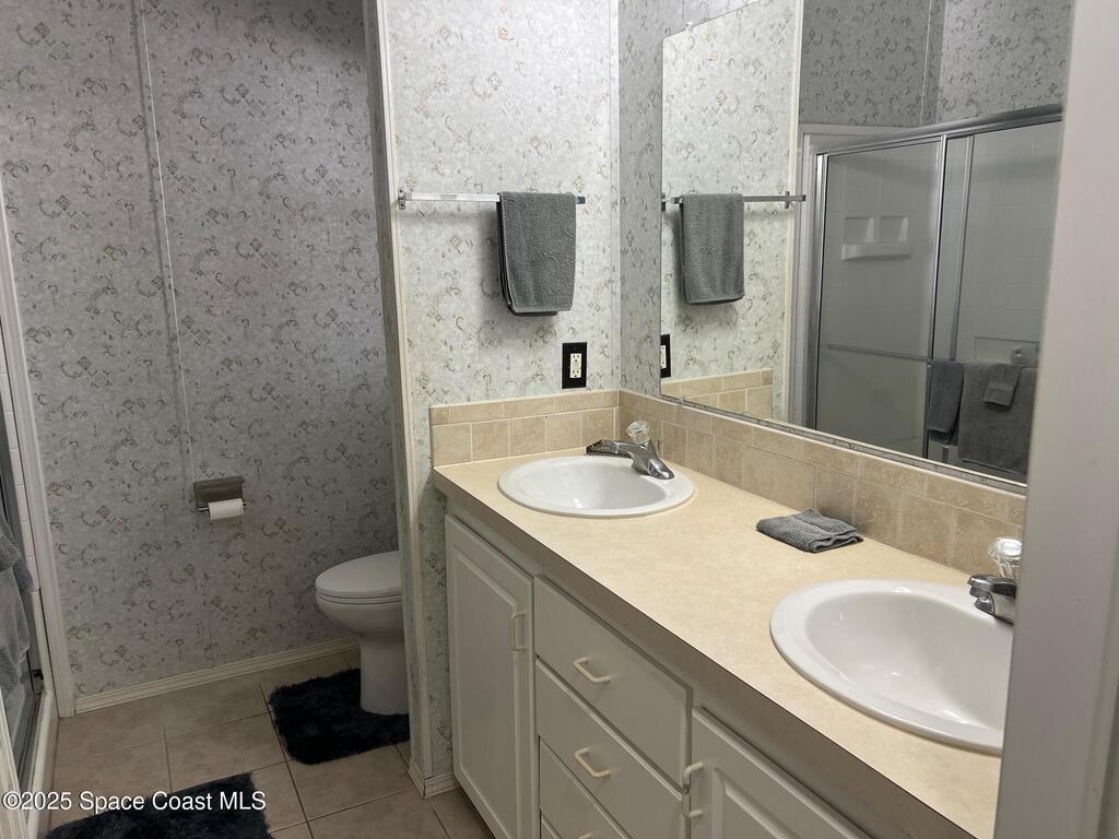 835 Vireo Drive, Barefoot Bay, FL 32976