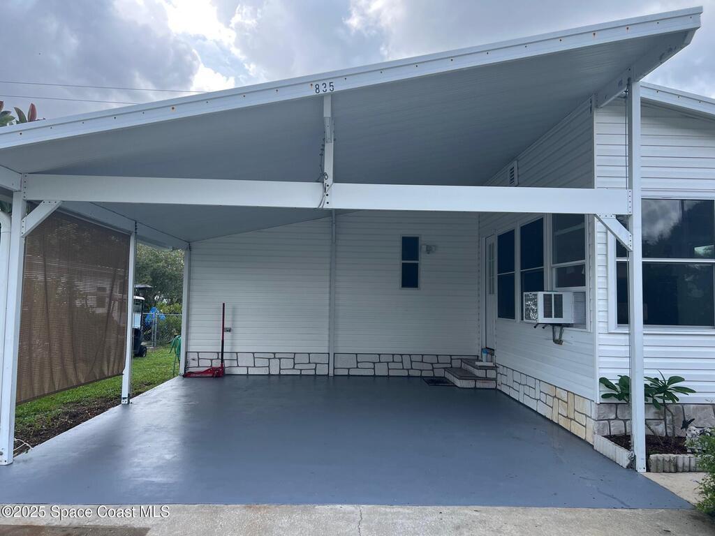 835 Vireo Drive, Barefoot Bay, FL 32976