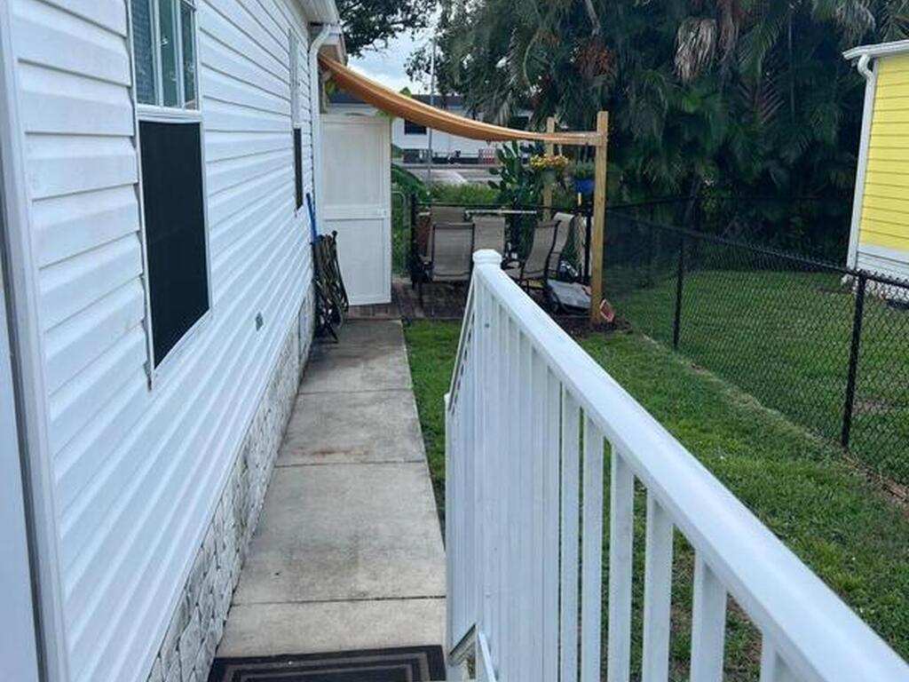 835 Vireo Drive, Barefoot Bay, FL 32976