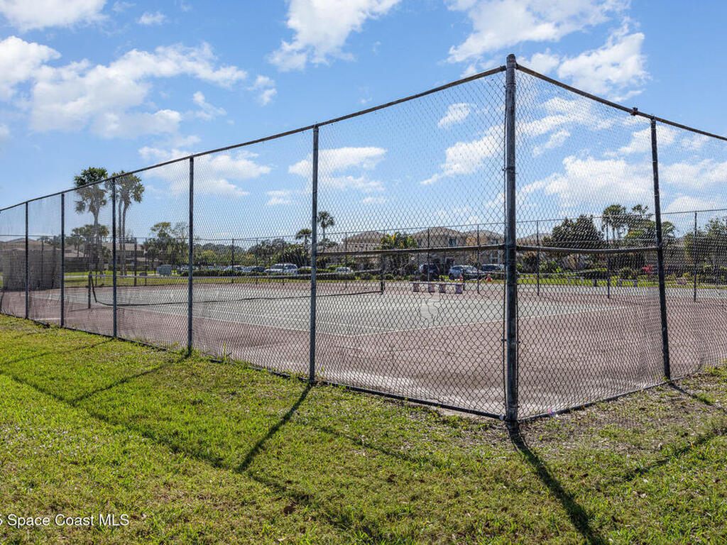 1040 Abada Court, Palm Bay, FL 32905