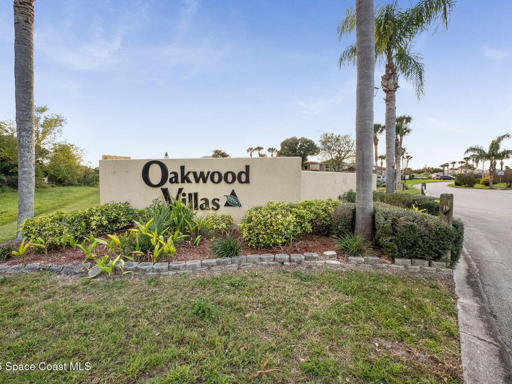 1040 Abada Court, Palm Bay, FL 32905