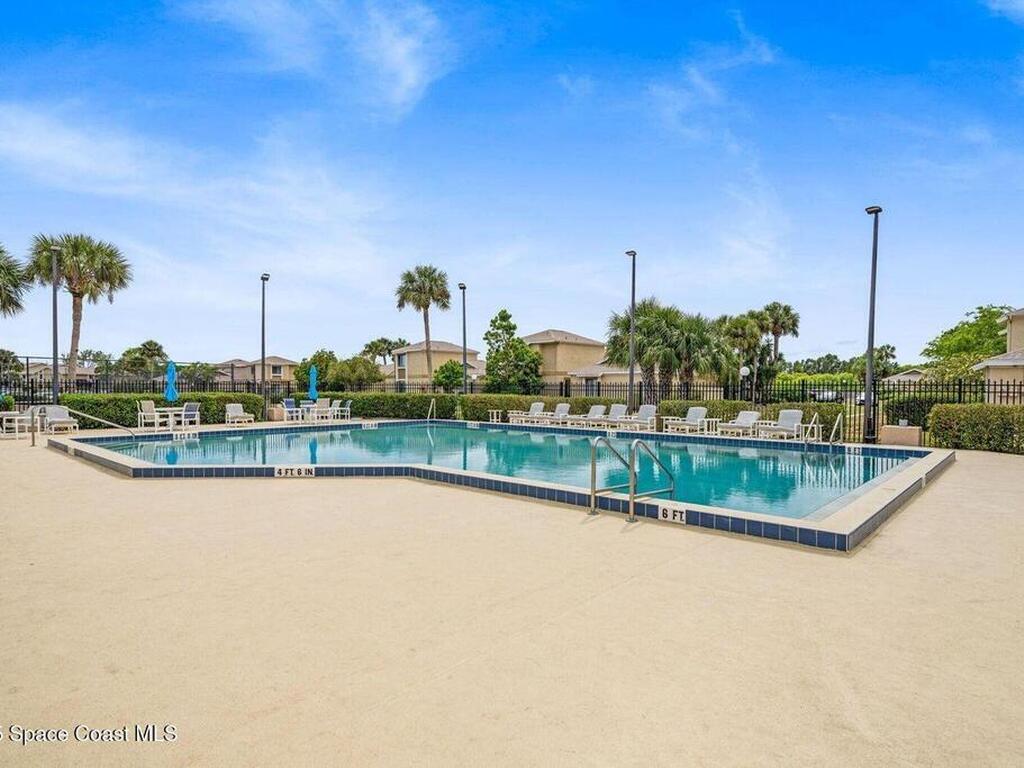 1040 Abada Court, Palm Bay, FL 32905