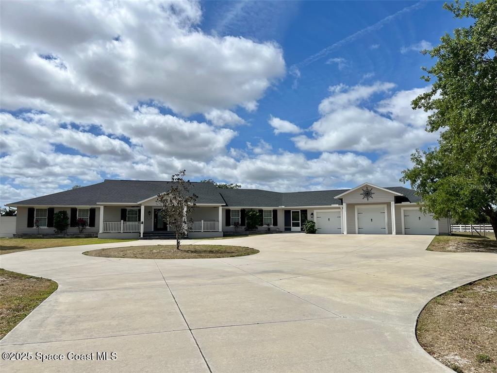704 Osmosis Drive, Palm Bay, FL 32908