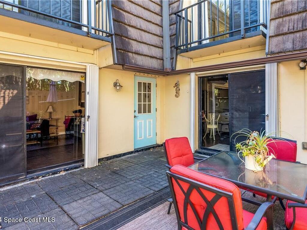 2115 Vista Oaks Circle, Palm Bay, FL 32905