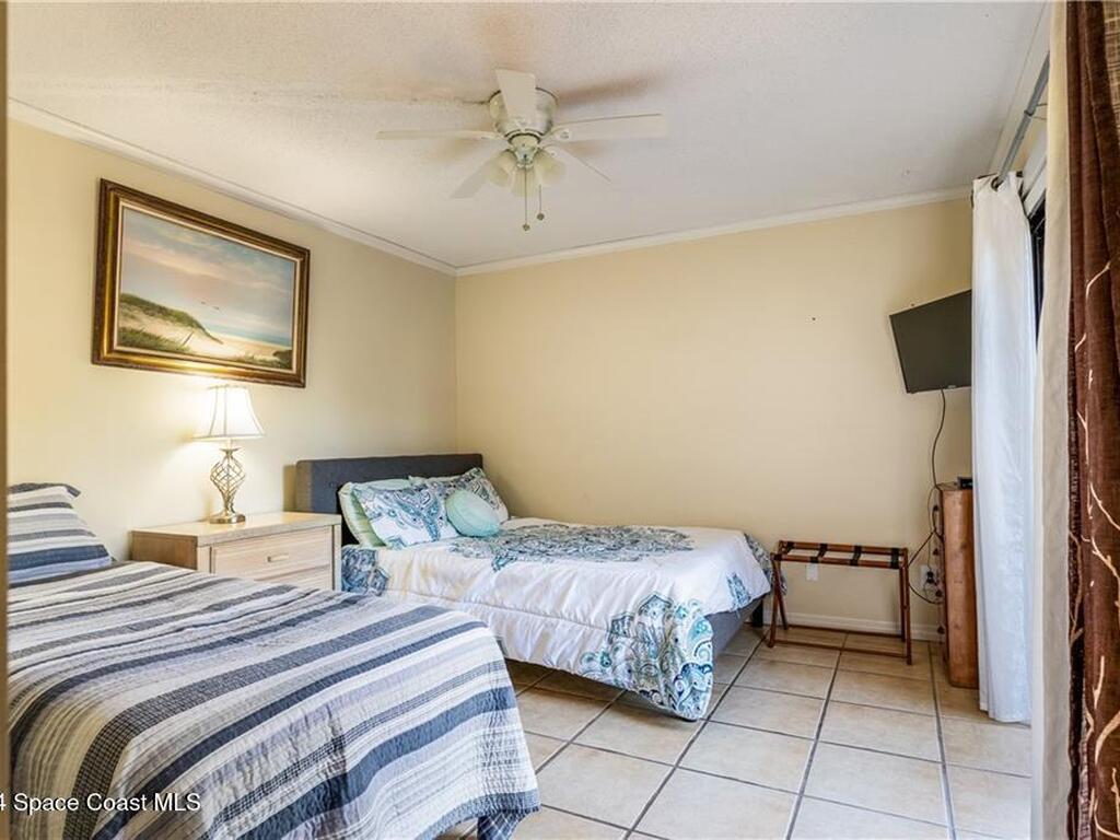 2115 Vista Oaks Circle, Palm Bay, FL 32905