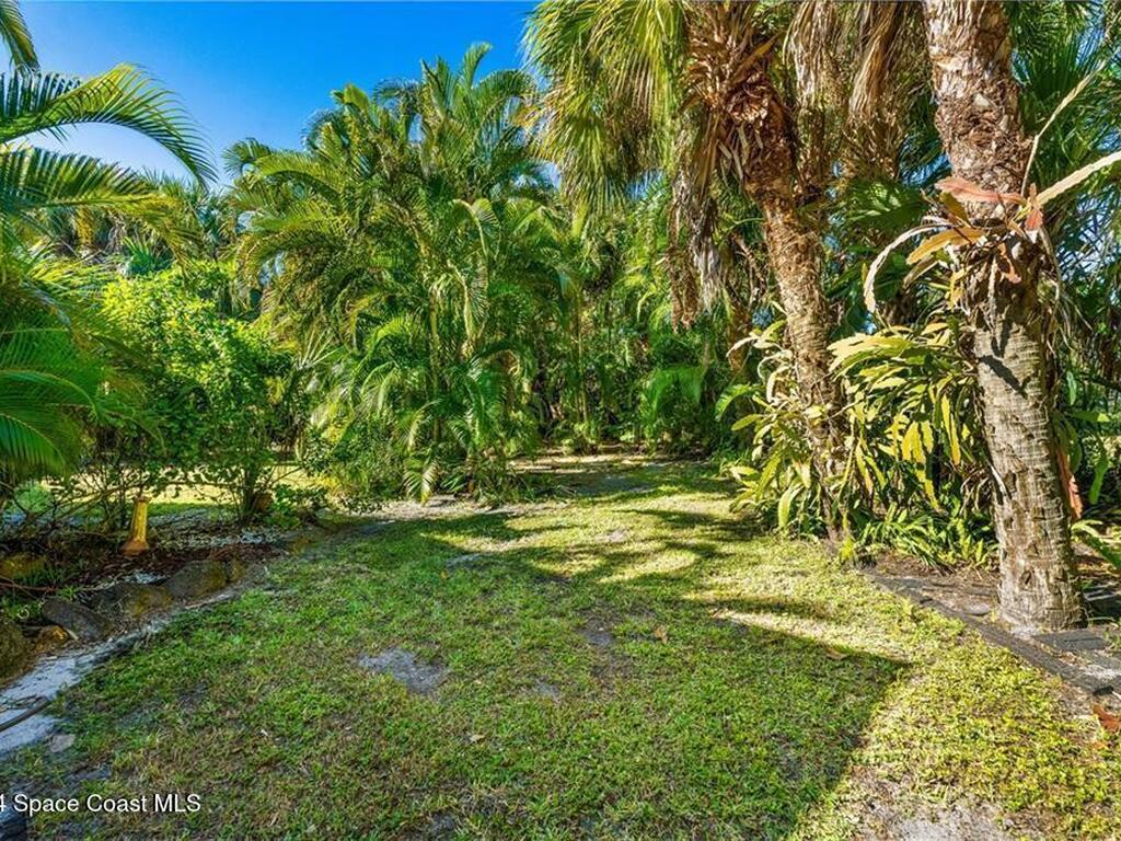 2115 Vista Oaks Circle, Palm Bay, FL 32905