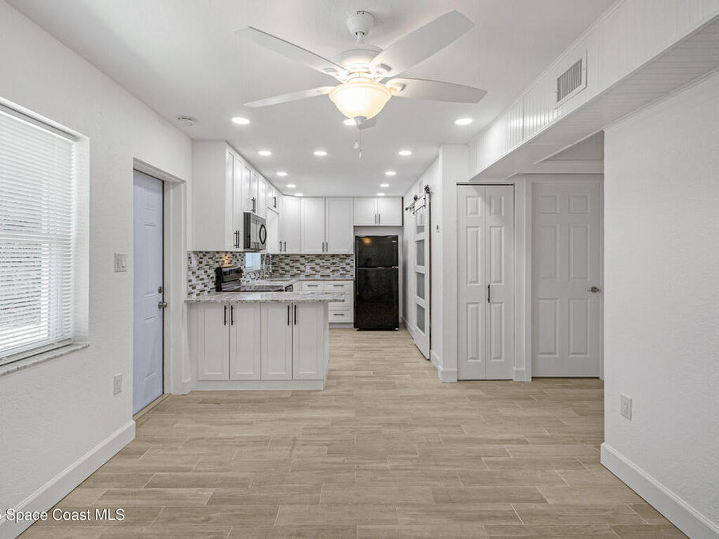 2364 Pineapple Avenue, Melbourne, FL 32935