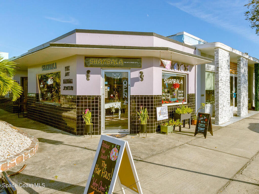 2364 Pineapple Avenue, Melbourne, FL 32935