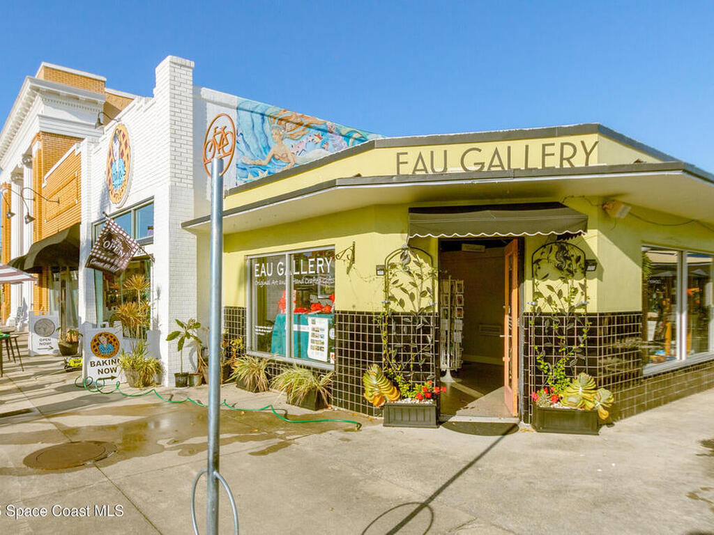 2364 Pineapple Avenue, Melbourne, FL 32935