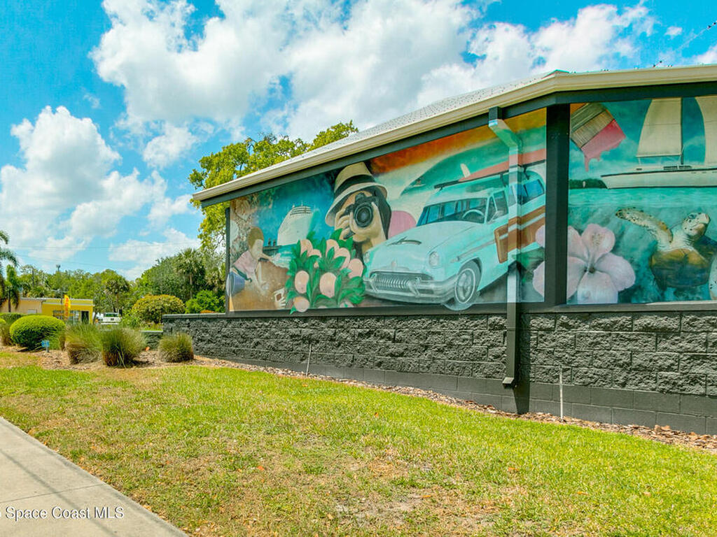 2364 Pineapple Avenue, Melbourne, FL 32935