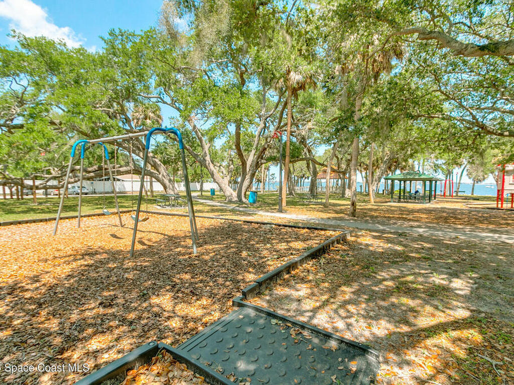 2364 Pineapple Avenue, Melbourne, FL 32935