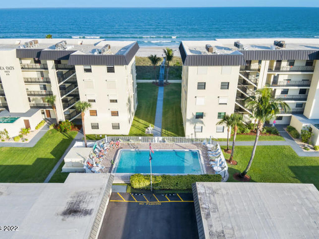 4570 Ocean Beach Boulevard, Cocoa Beach, FL 32931