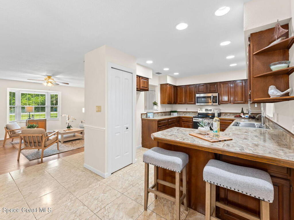 2175 Lacourt Lane, Malabar, FL 32950