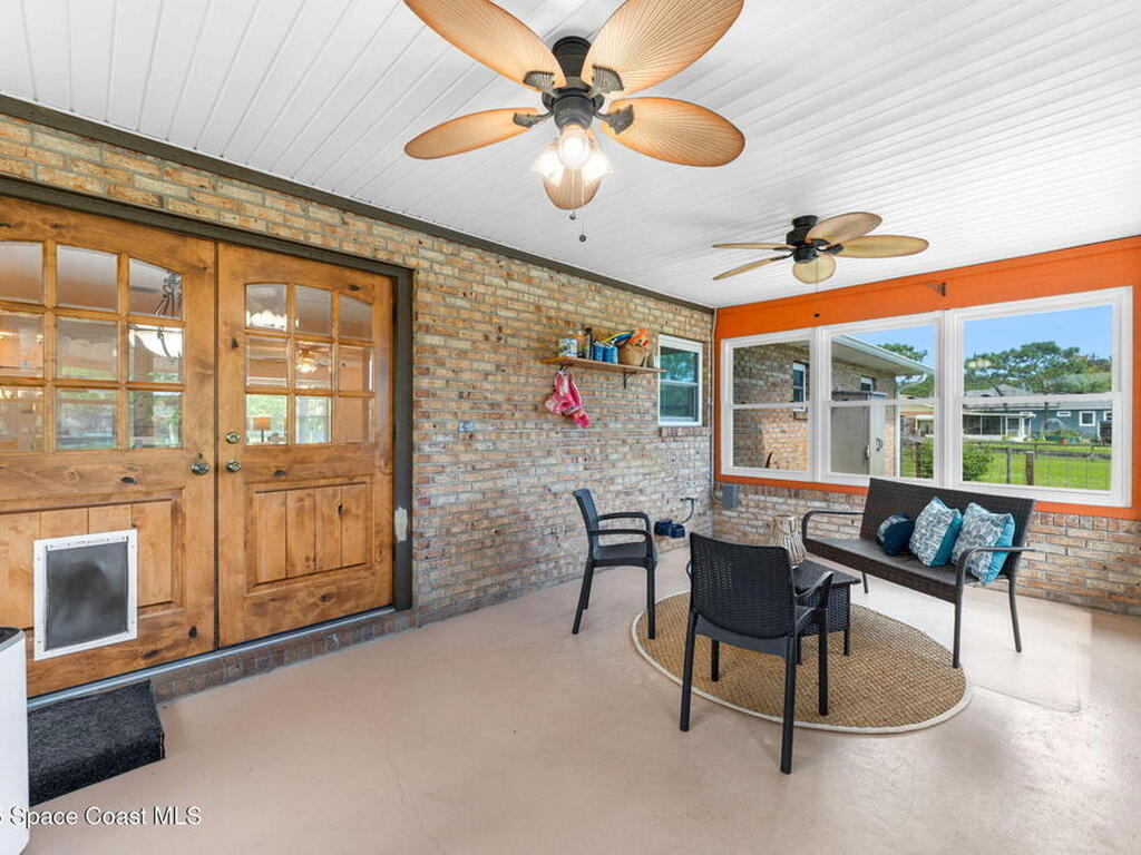 2175 Lacourt Lane, Malabar, FL 32950