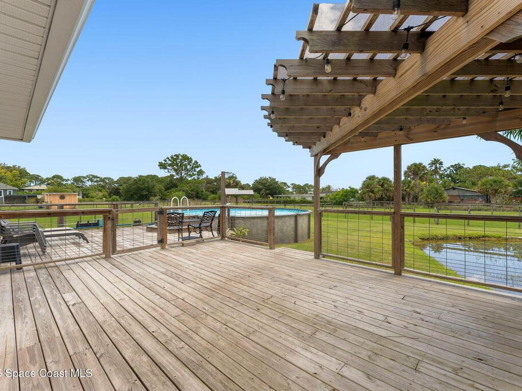 2175 Lacourt Lane, Malabar, FL 32950