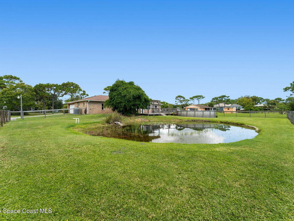 2175 Lacourt Lane, Malabar, FL 32950