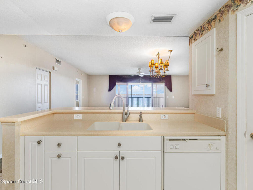 104 Riverside Drive, Cocoa, FL 32922