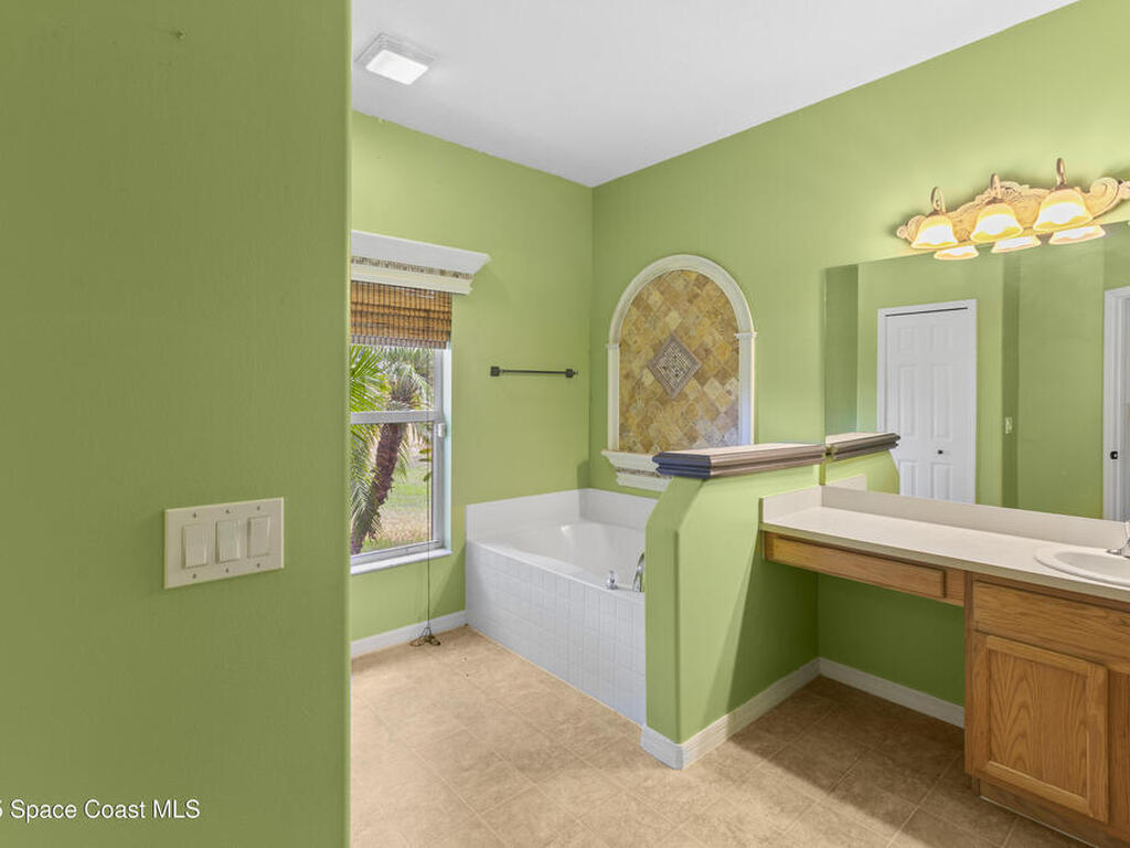 1870 Parrsboro Street, Palm Bay, FL 32907