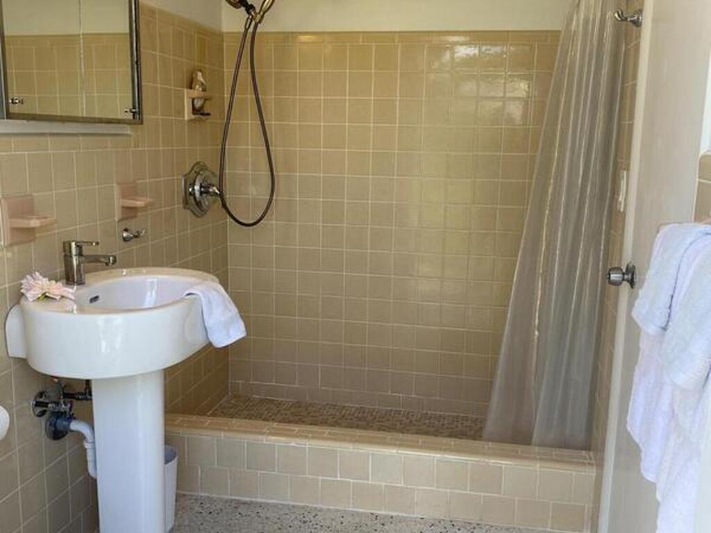 403 21st Place, Vero Beach, FL 32962