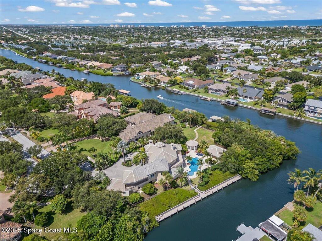 154 Lansing Island Drive, Indian Harbour Beach, FL 32937