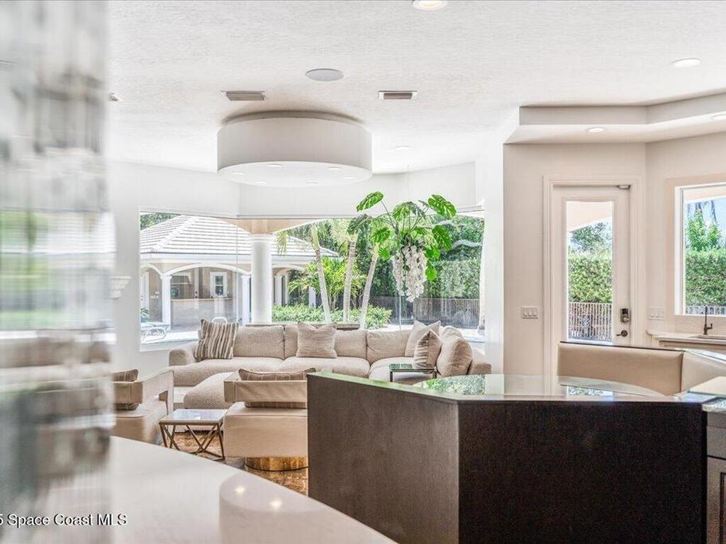 154 Lansing Island Drive, Indian Harbour Beach, FL 32937