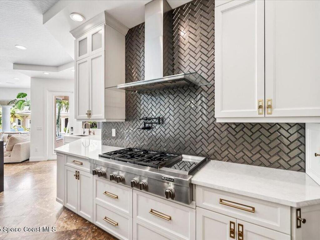 154 Lansing Island Drive, Indian Harbour Beach, FL 32937