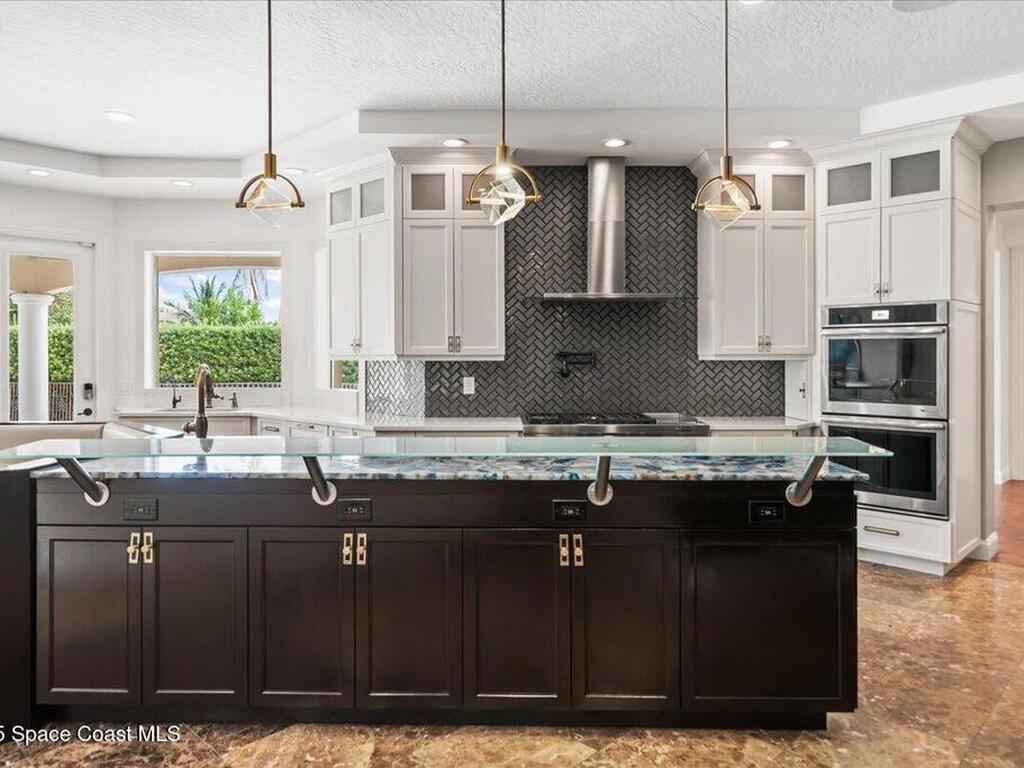 154 Lansing Island Drive, Indian Harbour Beach, FL 32937