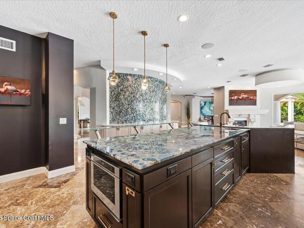 154 Lansing Island Drive, Indian Harbour Beach, FL 32937